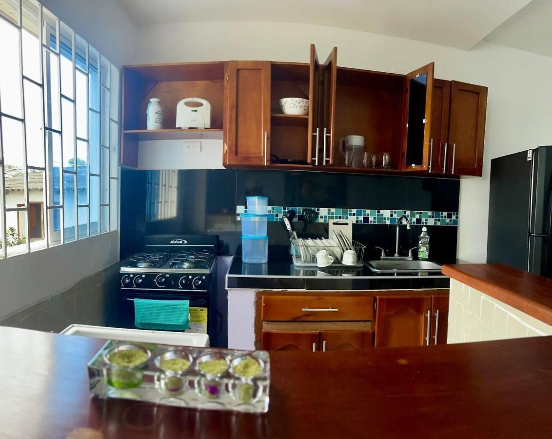 Apartamento 204 *
